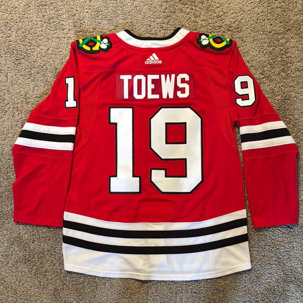Adidas Jonathan Toews Chicago Blackhawks Jersey
